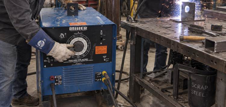 Miller Dialarc 250 welder