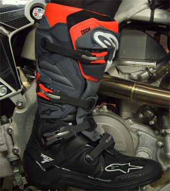 thumbnail image 2 of Alpinestars Tech 7 Motocross Boots – Off-Road Dirt Bike MX Boots – Various Sizes 2 of 4
