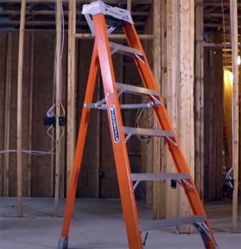 Louisville Ladder NEW Tripod Step Ladder