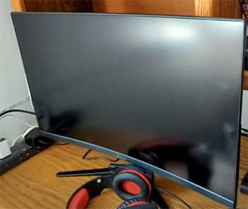 CRUA 27-inch Monitor