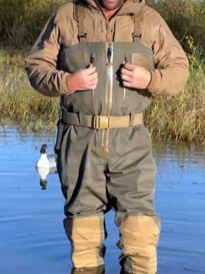 Dive Bomb Wader