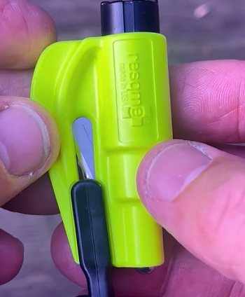 resqme car escape tool