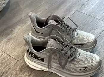 Hoka Clifton 9
