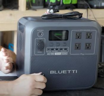 BLUETTI AC180 portable power station