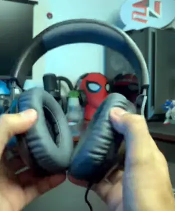 jbl quantum 100