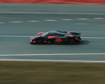 Aston Martin Valhalla Vs. Aston Martin Valkyrie