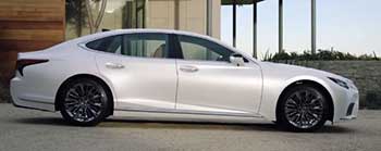 Lexus LS