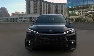 Lexus TX
