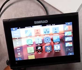 Simrad GO9 XSE
