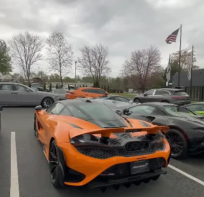 McLaren 750S Vs. McLaren 765LT