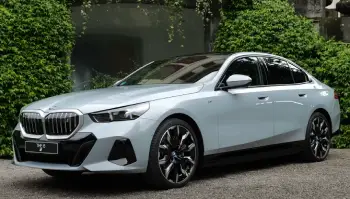 BMW 5 Series Vs. Genesis G80