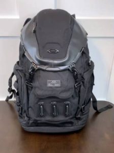 Oakley Kitchen Sink Backpack Review From My Experience: Is It Worth It