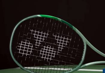 yonex vcore vs ezone