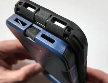 commuter otterbox vs defender