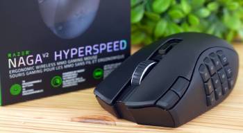 razer naga v2 hyperspeed vs pro