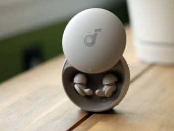 ozlo vs soundcore a20