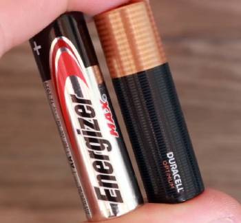 duracell power boost vs energizer max