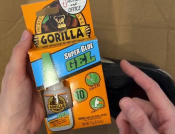 shoe goo vs gorilla glue