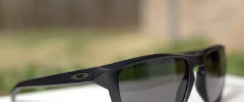 oakley sylas vs holbrook